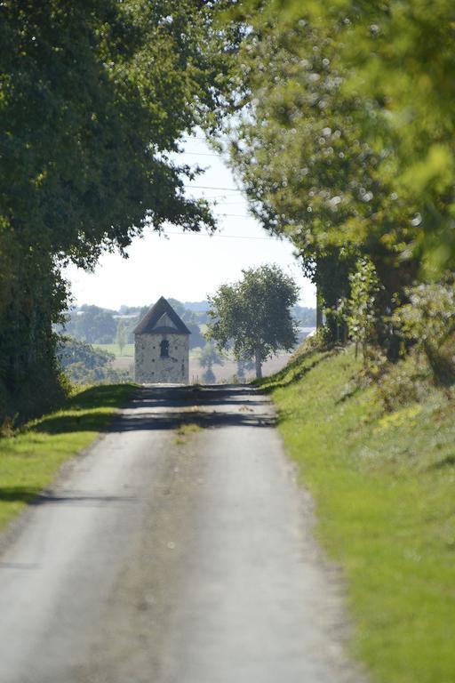 Domaine De La Cour Bed & Breakfast Sainte-Gemme-dʼAndigné Eksteriør bilde